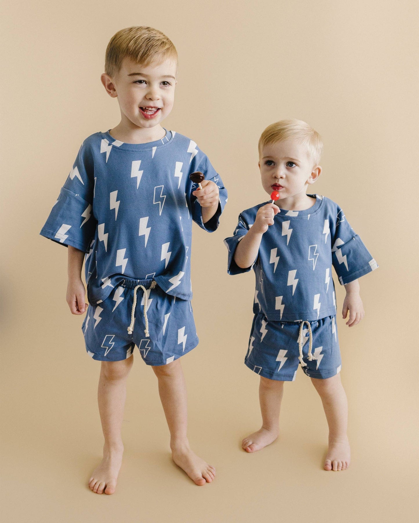 Blue Bolts 2 Piece Set