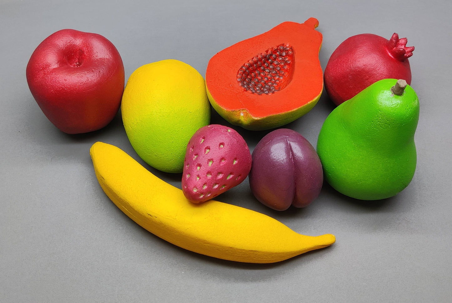 Realistic Fruits (set of 8 pcs)