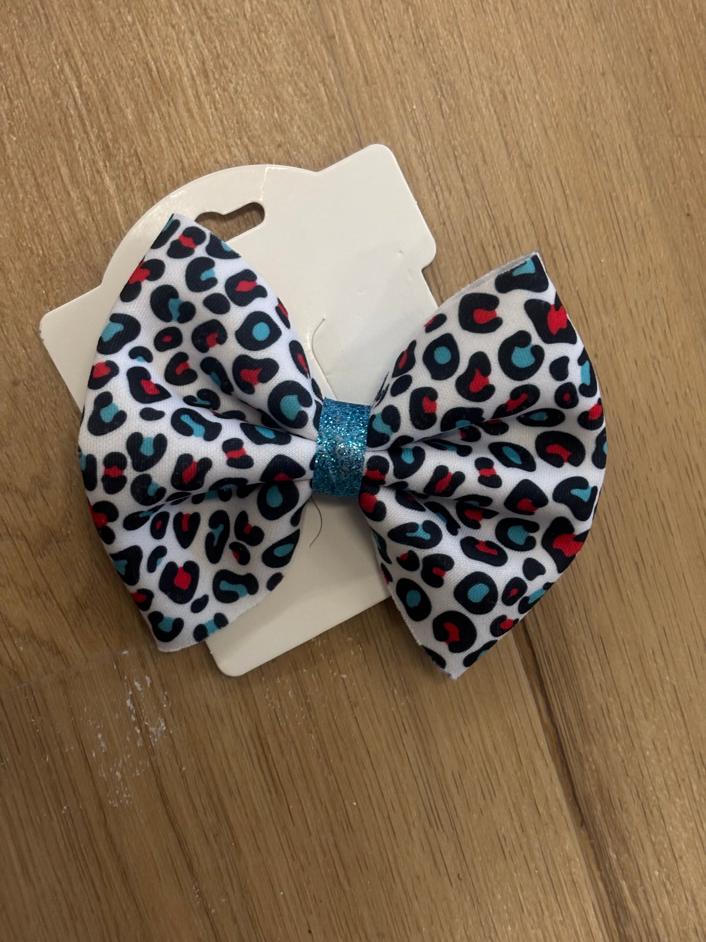 Current Colors Leopard Hair Bow