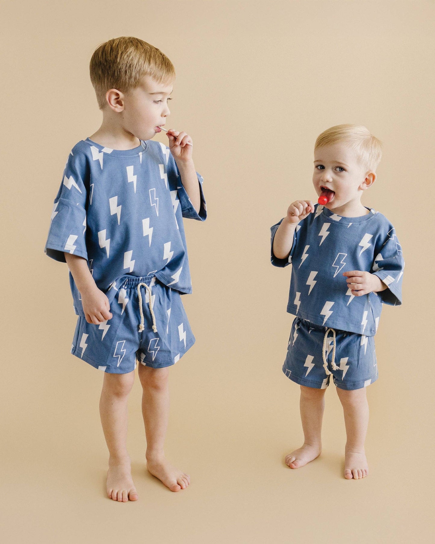 Blue Bolts 2 Piece Set