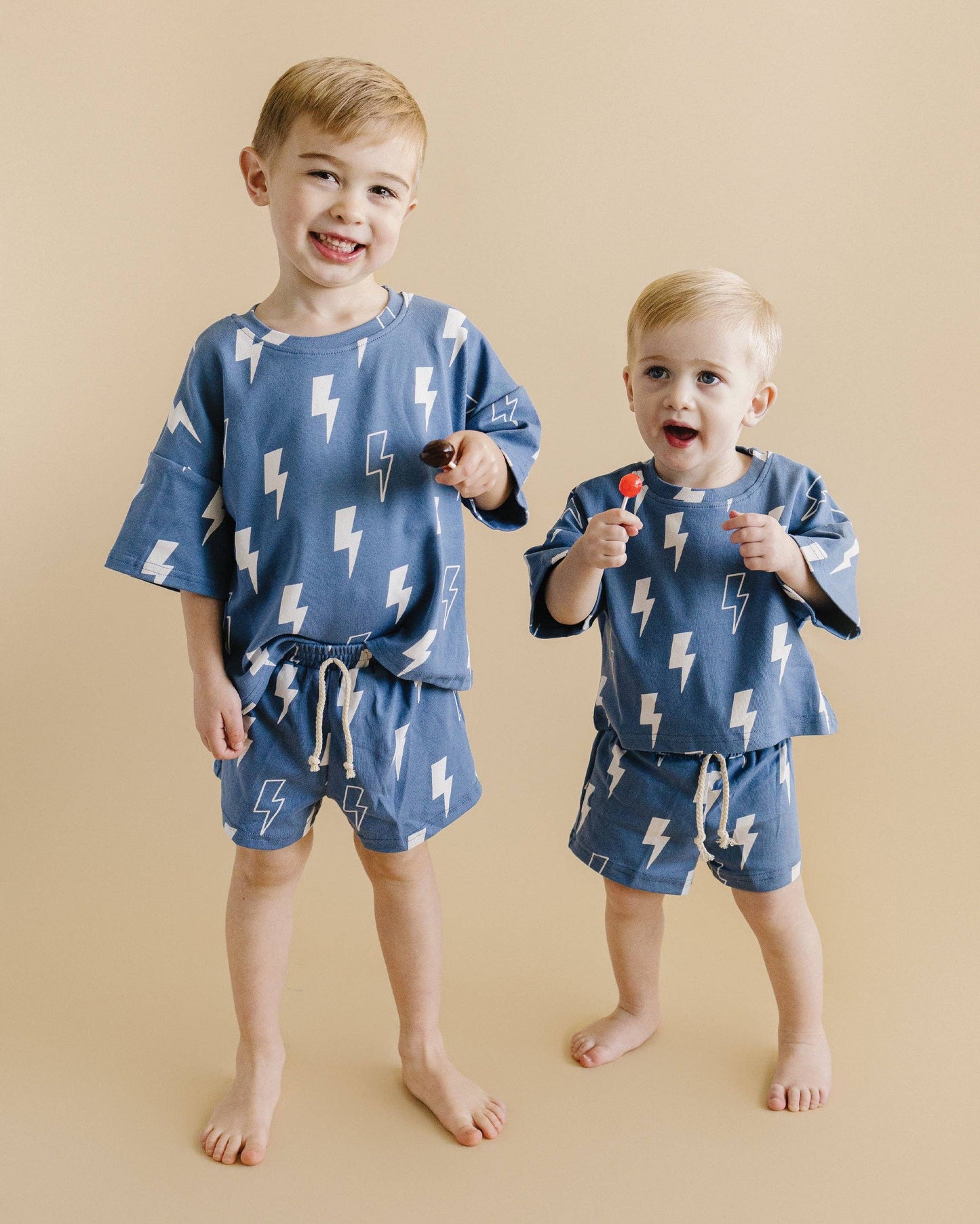 Blue Bolts 2 Piece Set