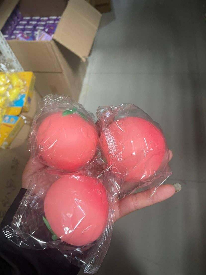 Peach 🍑 Keen Squishy