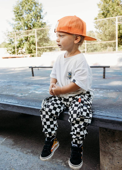Checker Cargos