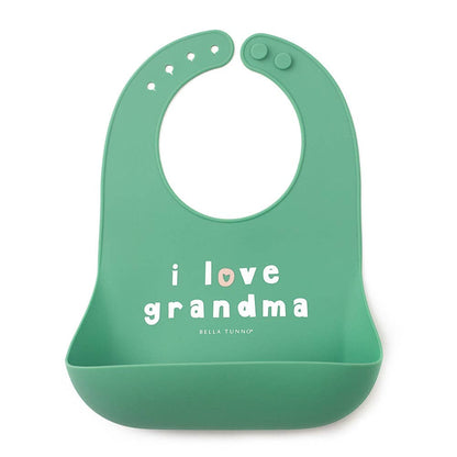 Love Grandma Wonder Bib: Green