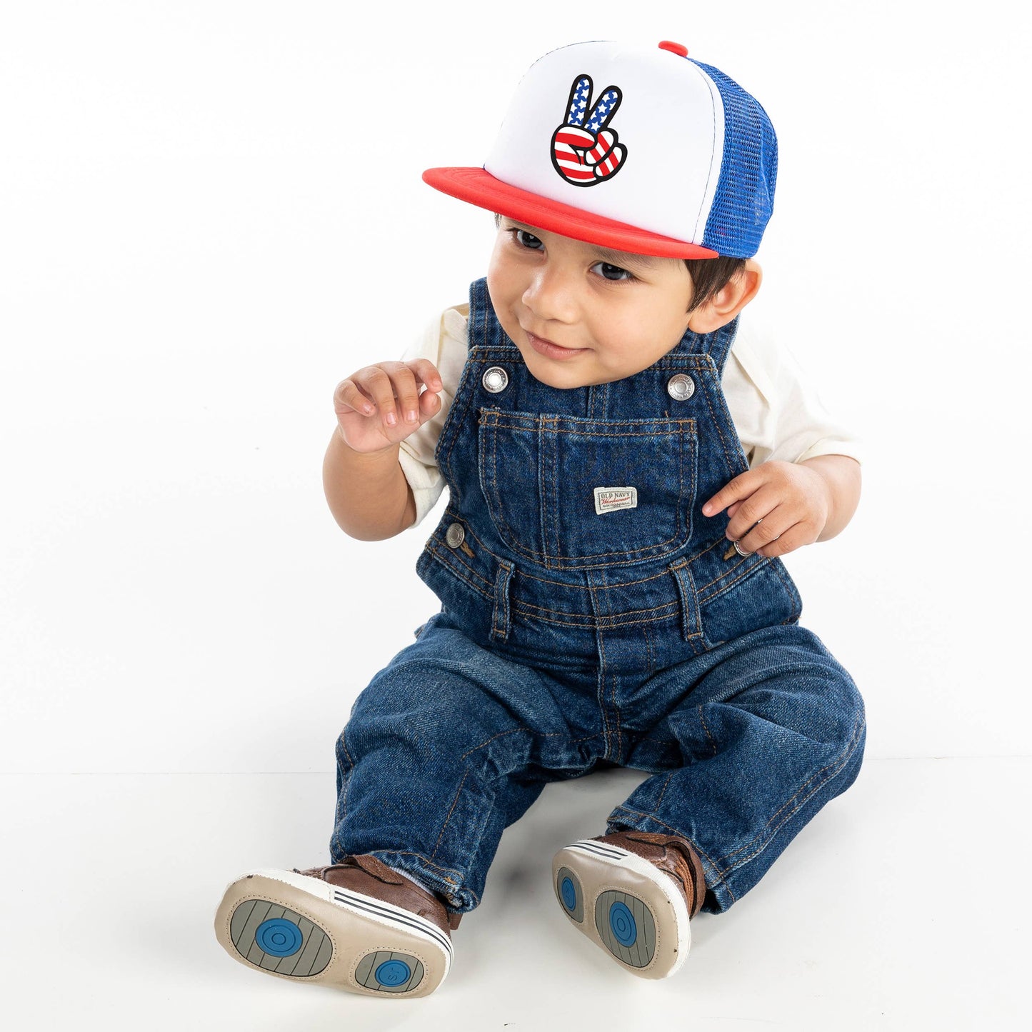 Peace Fingers  Flat Brim(