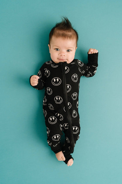 Onyx Lightning Smiley Bamboo Sleeper